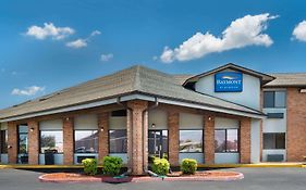 Baymont Inn & Suites Tupelo